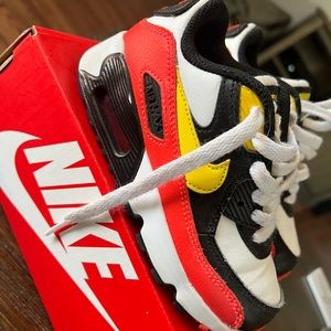 Nike Air Max 90 size 11c